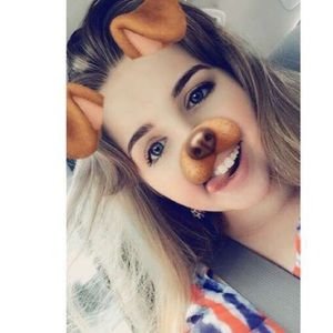 Meet your Posher, Kaitlyn